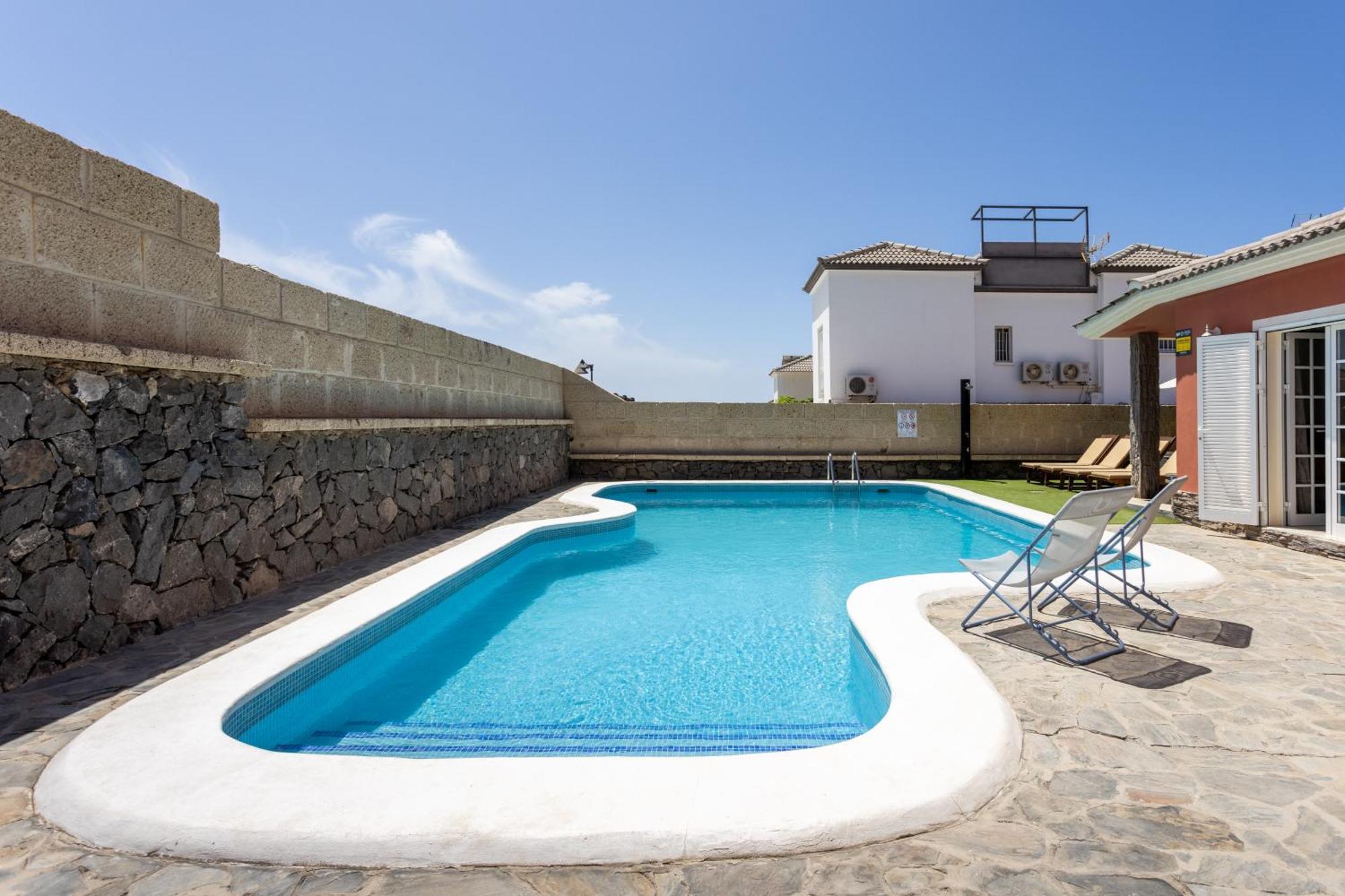 Villa Chloe Costa Adeje Tenerifesummervillas Giant Private Pool 11 Meters Long 外观 照片
