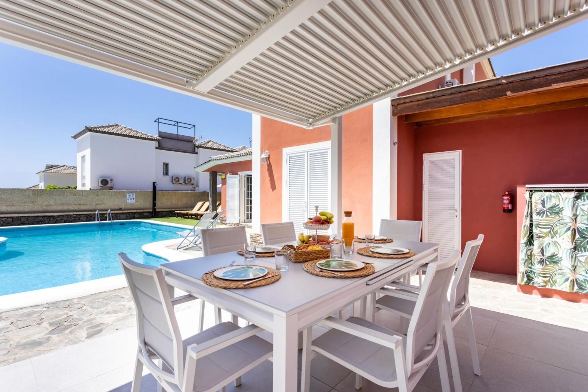 Villa Chloe Costa Adeje Tenerifesummervillas Giant Private Pool 11 Meters Long 外观 照片