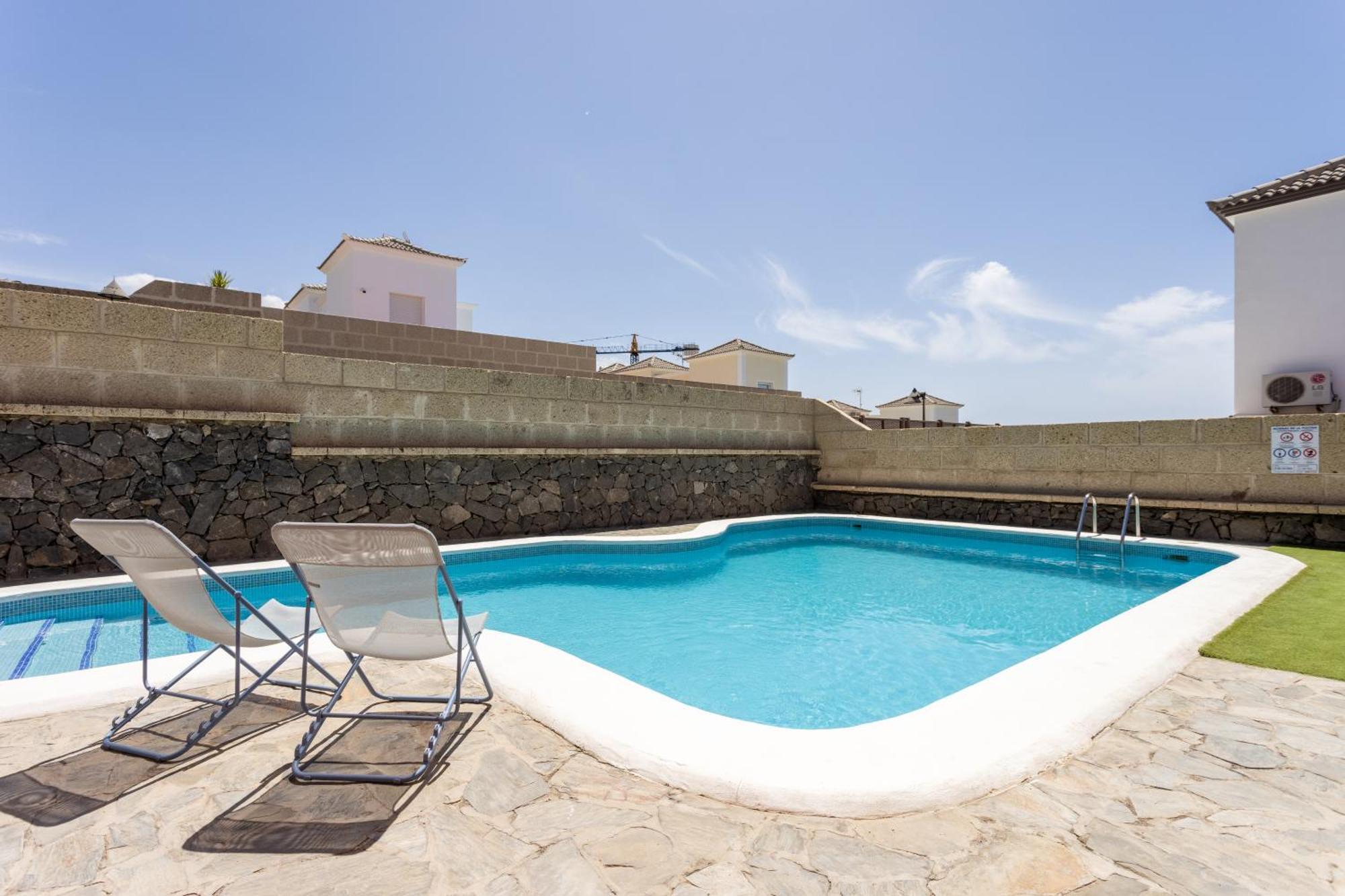 Villa Chloe Costa Adeje Tenerifesummervillas Giant Private Pool 11 Meters Long 外观 照片